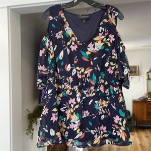 Lane Bryant Sz 16 Floral shear peplum cold shoulder top